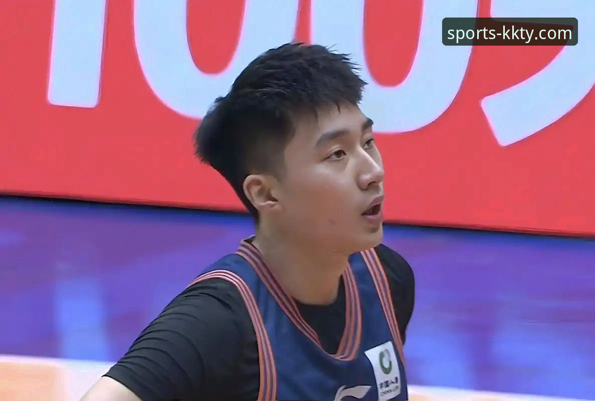 CBA爆冷夜最新动态：皮特森38分弑旧主，北京连胜遭福建终结